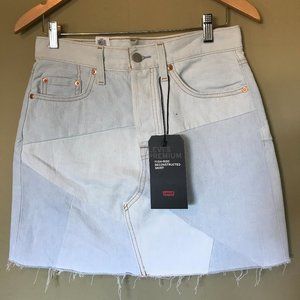 LEVI’S High Waisted Deconstructed skirt Demin
